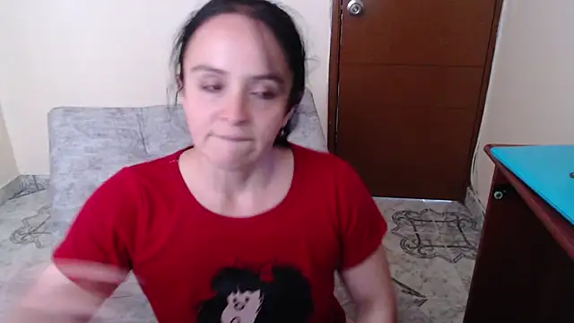 antara_hotgirl webcam