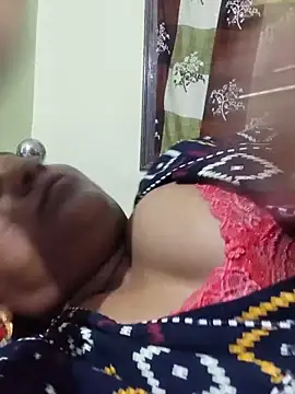 yamini1431 webcam