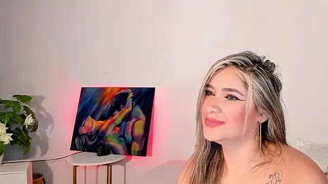 NicoleDiior webcam