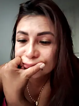mia_mancinii webcam