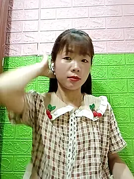 AmyLinee01 webcam