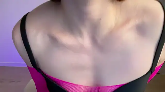stacyluxxe webcam