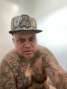 Auhenri25 webcam
