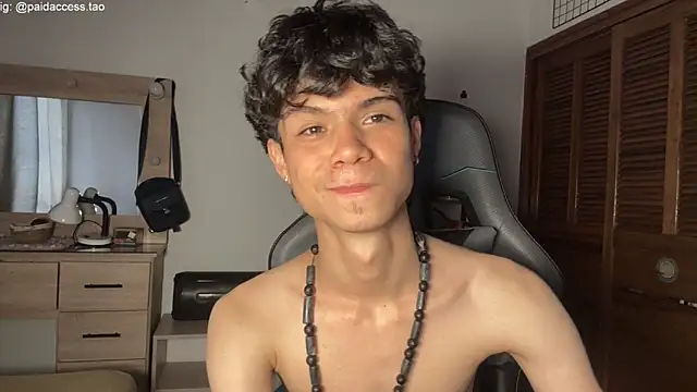 OopsAgain_ webcam