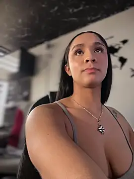 Isabella-Teen webcam
