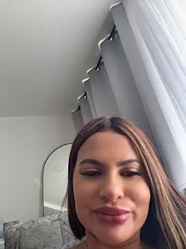 Irina_Velvett webcam