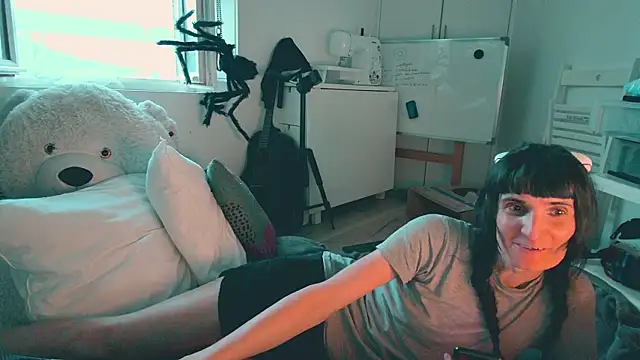 CeriseLapine webcam