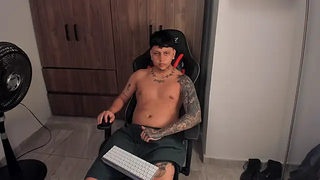 Jake_simons webcam