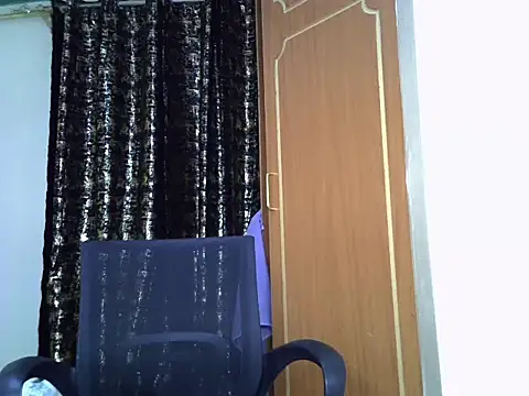 Cream_cherry3 webcam