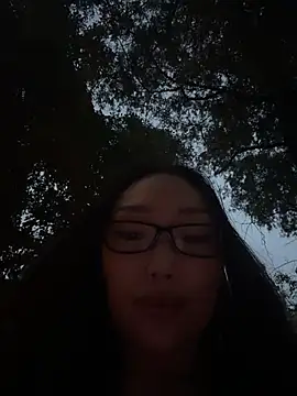 trytomakememoam webcam
