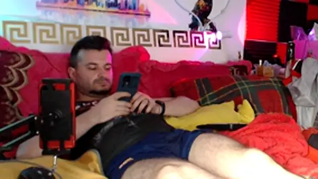 KingOfSinRO69 webcam