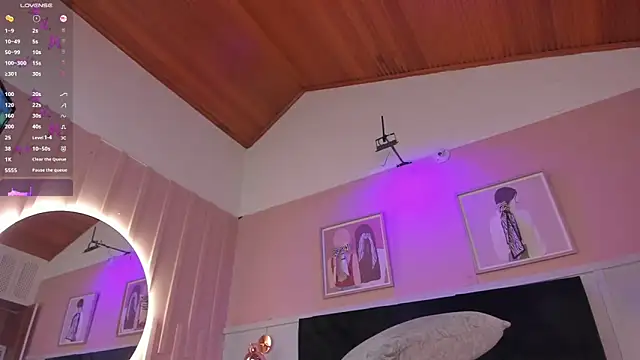 elodie_walker webcam