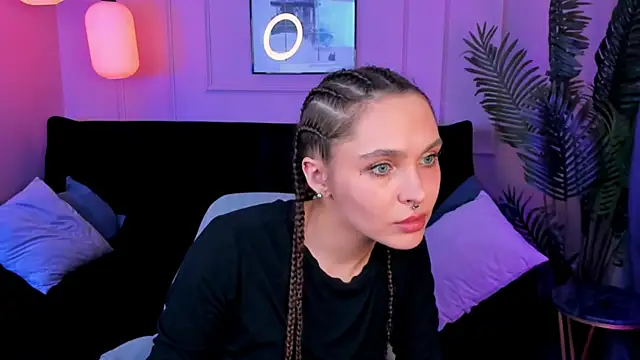 ChloeSunny webcam