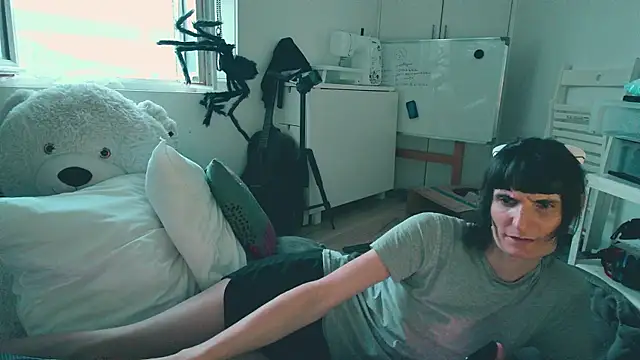 CeriseLapine webcam