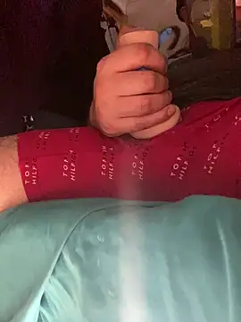 gusanodelicioso - GusanoDelicioso's free webcam - UK Sex Cams