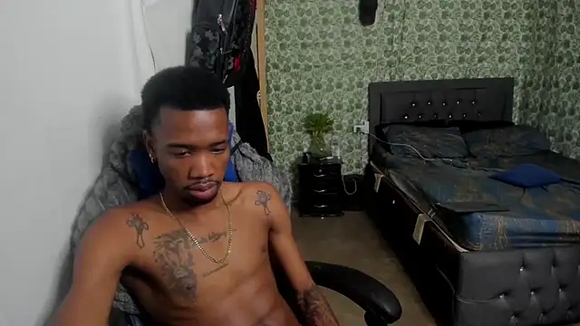 Kofi_exotic_2 live cam on StripChat