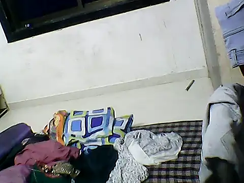modelpoonam webcam