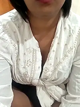 Queen_Kushi4 webcam