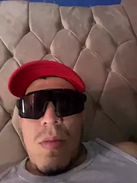 latino30 webcam