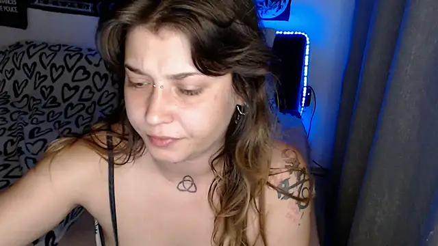 AlienforTwenty webcam