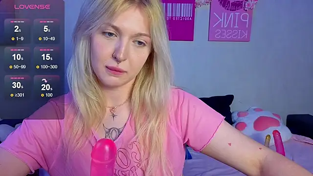 BlondieSummer webcam