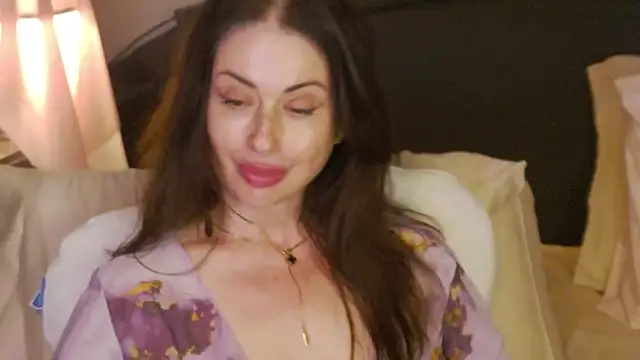Mia_Lovi webcam