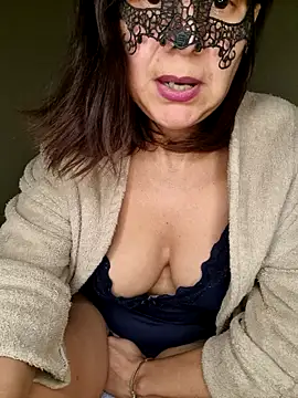 larizinha2026 webcam