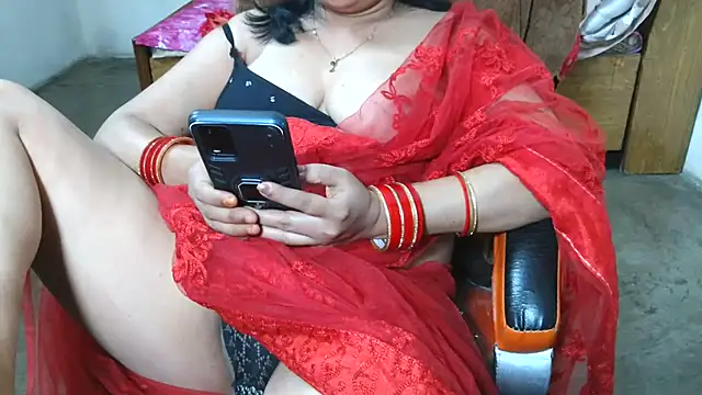 Cute_Mahi22 webcam