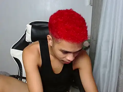 curlyasian_njxx (M twink) - public cum show