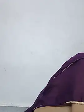 sexy_bhabhii (F young) - Last tipper name on my boobs