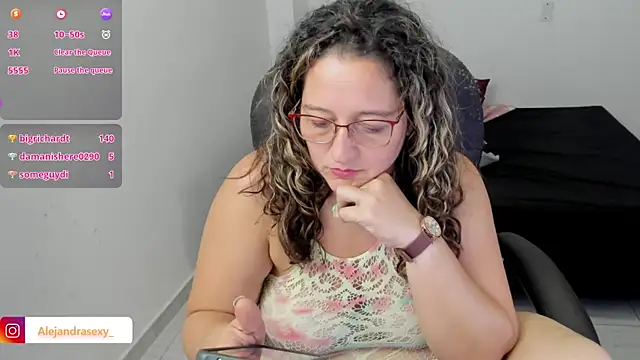 alejandra_milf_ webcam