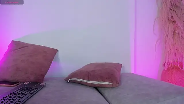 Amelie_Wine webcam