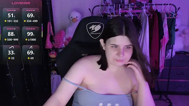 AmyVibess webcam