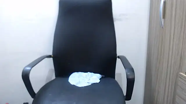 PervertPreggy webcam