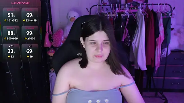 AmyVibess webcam
