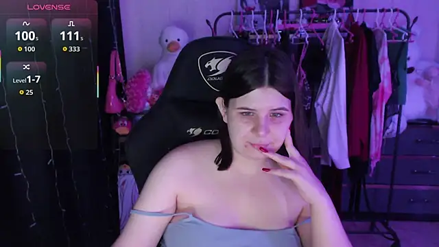 AmyVibess webcam