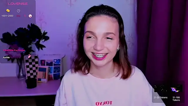 KindHazelHere_ webcam