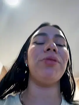 TessaCooper1 webcam