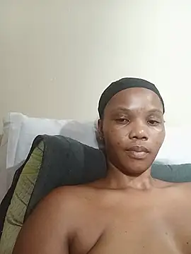 badgirlmona - BadGirlMona's free webcam - UK Sex Cams
