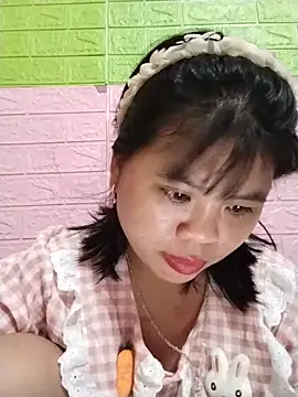 xuka_lyss (F young) - Love me 😘😘
