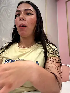 TessaCooper1 webcam
