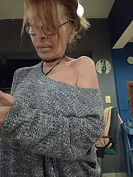 frozenwaffle (F mature) - Make me crazzy ride dildo front You