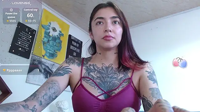 ZoeBakers_ webcam
