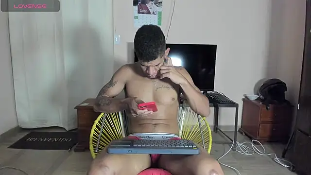 antonio_aguilarx webcam