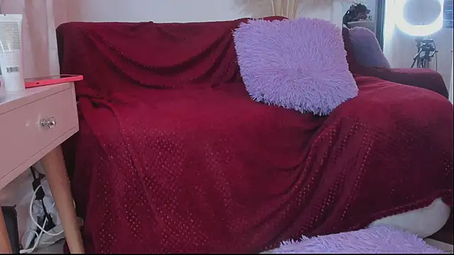 miaapril webcam