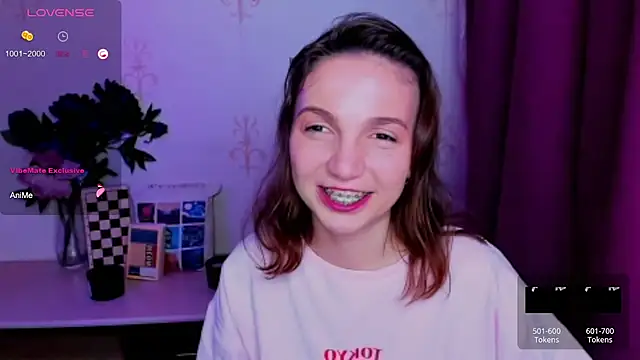 KindHazelHere_ webcam