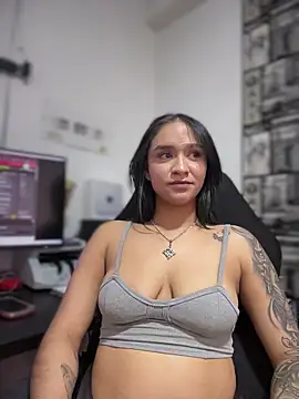 Isabella-Teen webcam