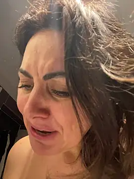 Emma_roqueen webcam