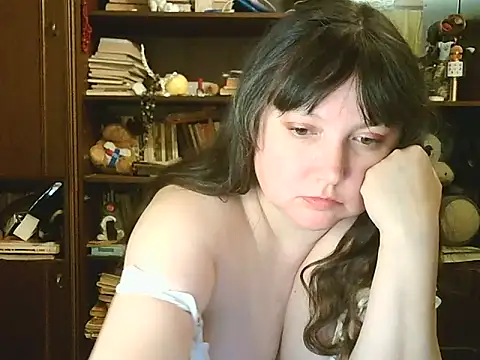 CarrieQPeach webcam