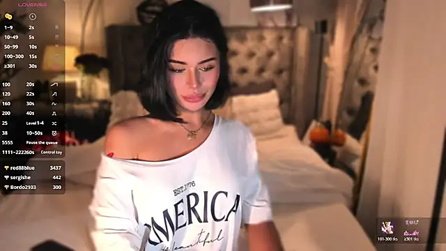ParisianDoll webcam